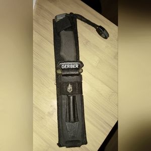 Gerber Ultimate Survival Knife, Fixed Blade